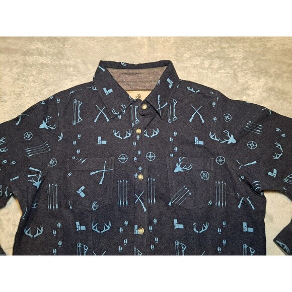 Legendary Whitetails Unisex Large Navy Blue Heavy Flannel Shirt Hunting Outdoor - Picture 3 of 10